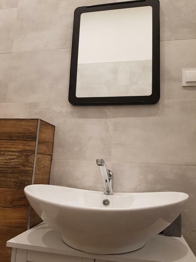 Apartament Piano Lägenhet Malbork Exteriör bild