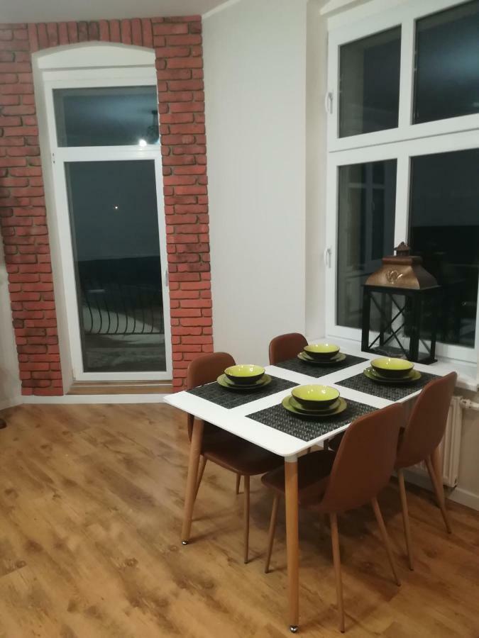 Apartament Piano Lägenhet Malbork Exteriör bild