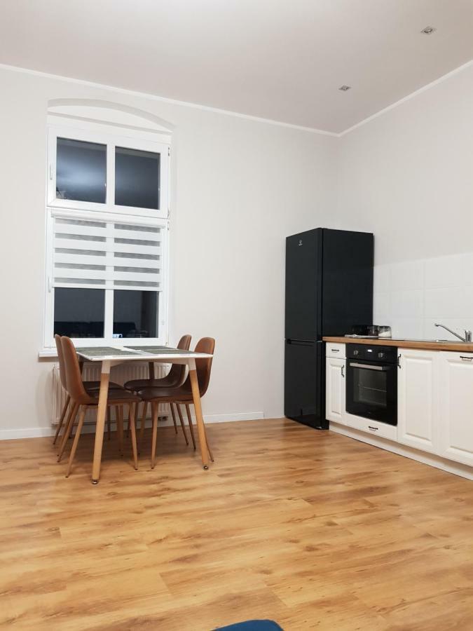 Apartament Piano Lägenhet Malbork Exteriör bild