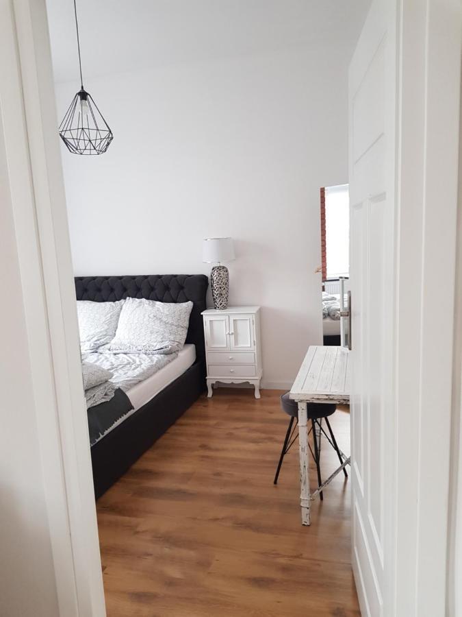 Apartament Piano Lägenhet Malbork Exteriör bild