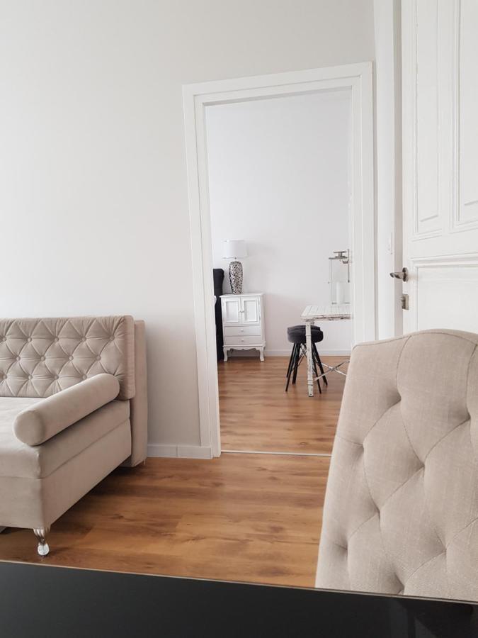 Apartament Piano Lägenhet Malbork Exteriör bild